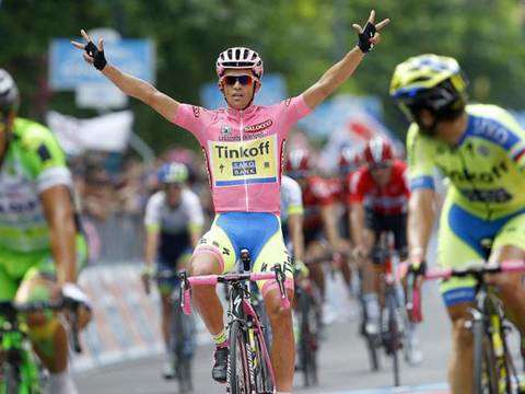Alberto Contador vince a Milano il Giro d'Italia 2015 (foto cyclingnews)
