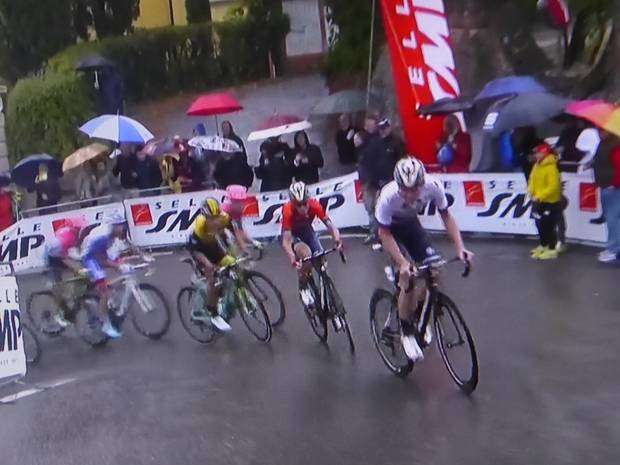 Alessandro De Marchi trionfa nel Giro dell'Emilia (2)