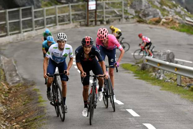 Alla Vuelta la tappa dell'Angliru (foto cyclingnews)
