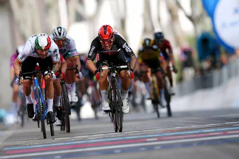 Caleb Ewan vincitore tappa 5 Giro d'Italia (foto cyclingnews)