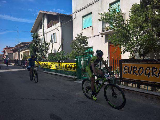 Casalbike Tour 2016 arrivo Bugiolacchio e Lucertoni