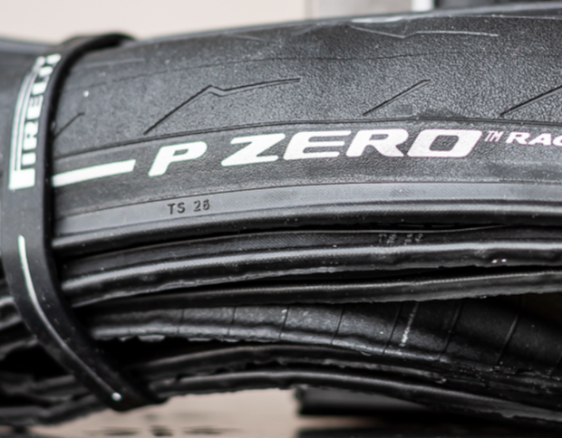 Copertoncini per bici da strada Pirelli P Zero Race (1)
