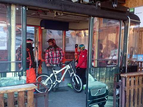 Cortina apre gli impianti alle mountain bike da sabato 26 dicembre