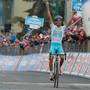 Fabio Aru vince a Sestriere (foto bettini cyclingnews)