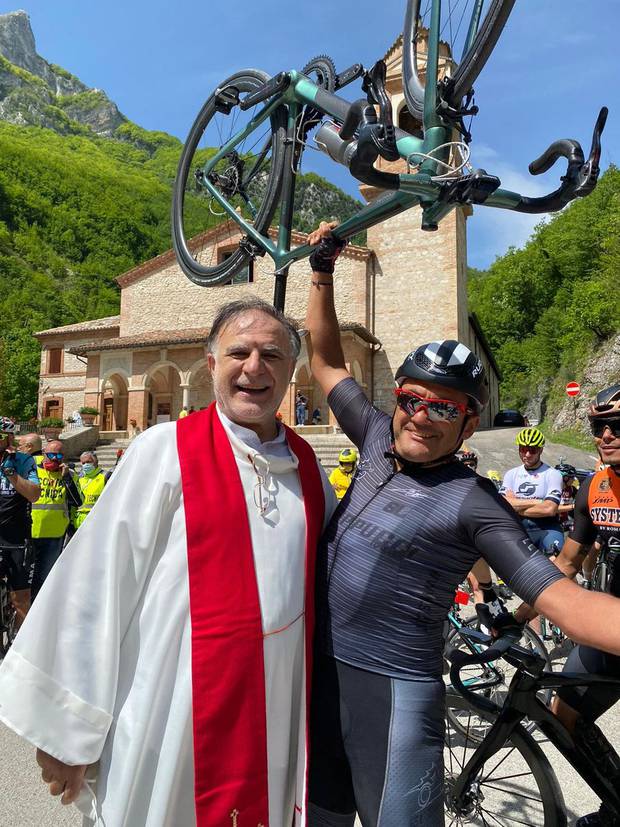 GF Tre Santuari Fermano Padre Priori con Claudio Chiappucci (foto  Patrizia Canzonetta)