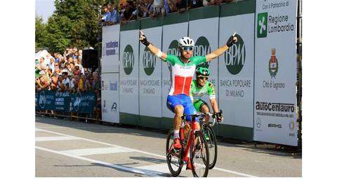 Giacomo Nizzolo vincitore della Coppa Bernocchi (foto federciclismo)