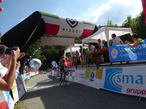 Giovanni Carboni vincitore della tappa di Scalaro del Giro Valle d'Aosta 2017