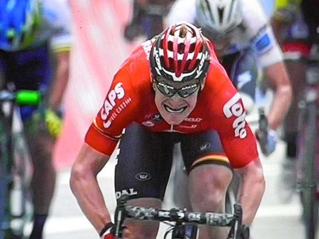 Giro d'Italia tappa 5 Benevento vittoria di Andrè Greipel