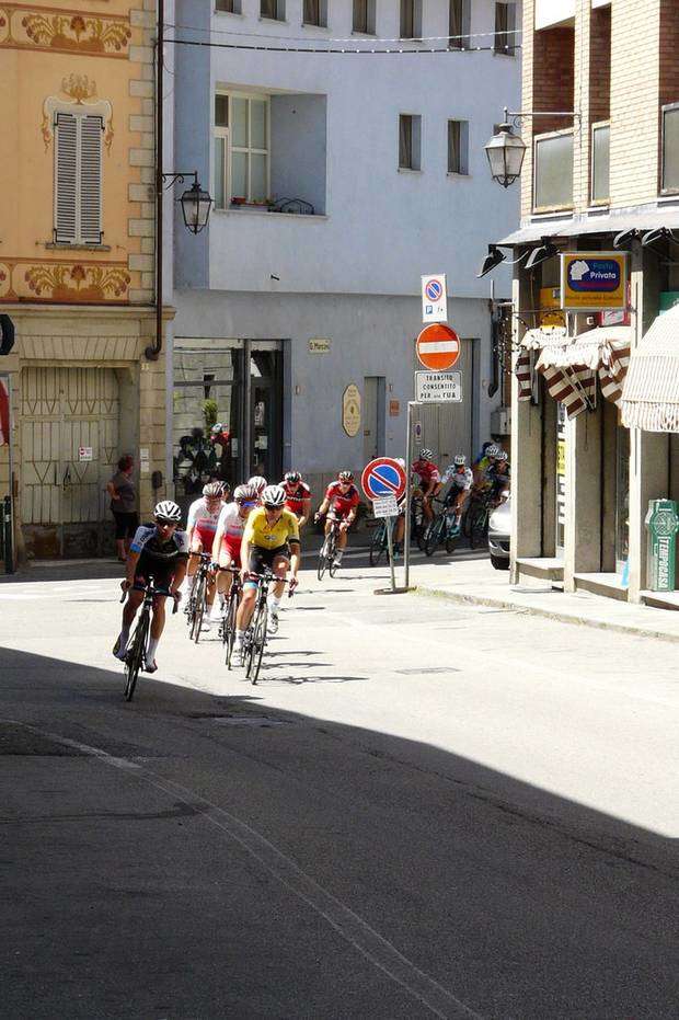 Giro Valle d'Aosta passaggio Caluso (foto Punto Vista Caluso) (3)