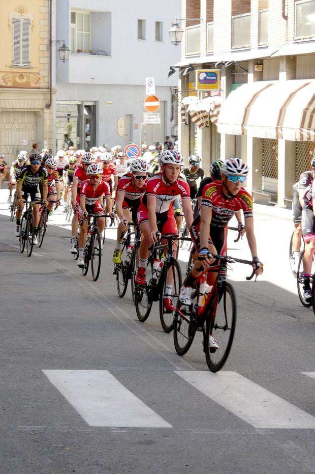 Giro Valle d'Aosta passaggio Caluso (foto Punto Vista Caluso) (5)