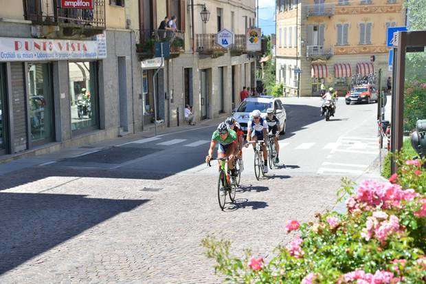 Giro Valle d'Aosta passaggio Caluso (foto Punto Vista Caluso) (6)