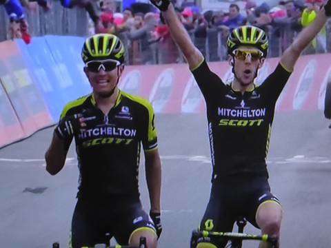 Giro d’Italia tappa Etna vittoria di Esteban Chaves Maglia Rosa a Simon Yates
