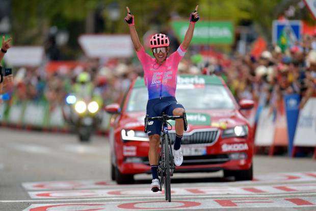 Higuita vincitore della tappa 18 alla Vuelta (foto cyclingnews)