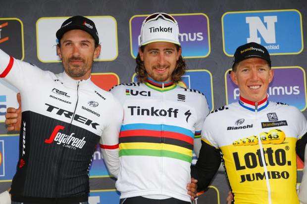 Il podio del Giro delle Fiandre (foto cyclingnews)
