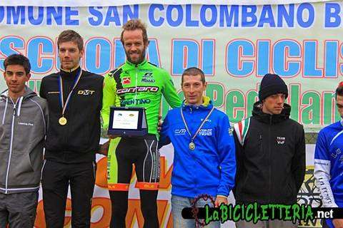 Il podio del ciclocross di San Colombano Belmonte (foto labicicletteria.net) 