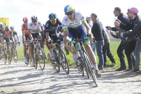 Il vincitore della Parigi Roubaix Mathew Hayman (foto bettini cyclingnews)