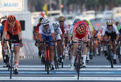 La volata del Campionato Mondiale femminile di Doha (foto cyclingnews)