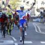 L'arrivo vincente di Arnaud Demare alla Milano-Sanremo (foto bettini cyclingnews)
