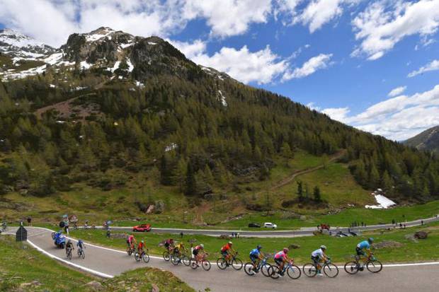 Lo scenario delle Dolimiti per la tappa 20 del Giro d'Italia (foto cyclingnews)