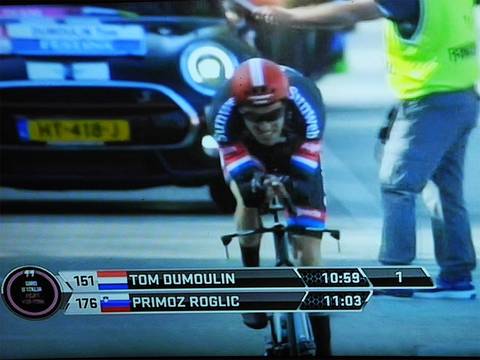 L'olandese Tom Dumoulin vince la prima tappa del Giro d'Italia