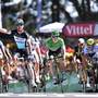 Mark Cavendish vince la tappa di Fougeres al Tour de France (foto cyclingnews)