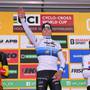 Mathieu Van der Poel vincitore a Hoogerheide (foto cyclingnews)