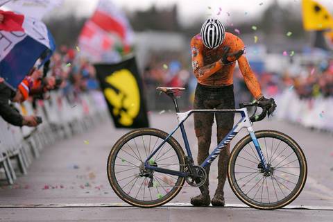 Mathieu van der Poel vincitore del Campionato Mondiale di Ciclocross 2020 (foto federciclismo)