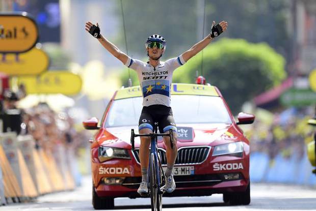 Matteo Trentin vince la tappa di Gap al Tour de France (foto cyclingnews)