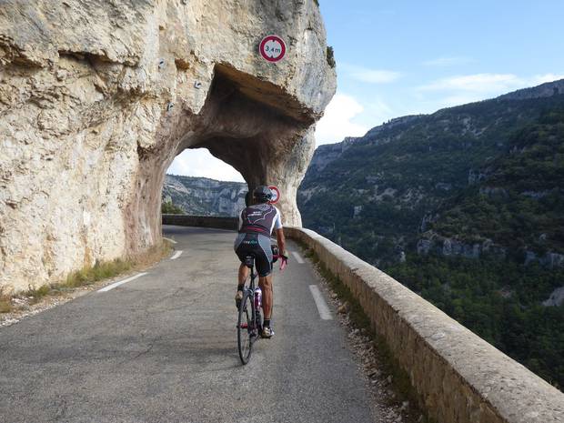 Mont Ventoux in bici Gorges de Nesque