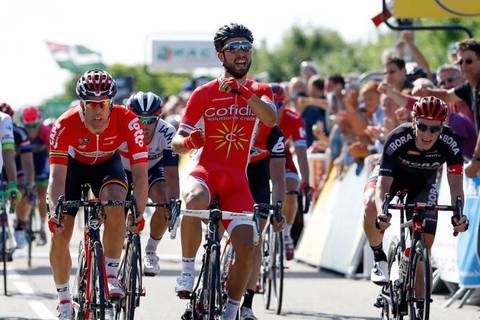 Nacer Bouhanni vince la tappa di Saint Vulbas al Criterium del Delfinato (foto cyclingnews)
