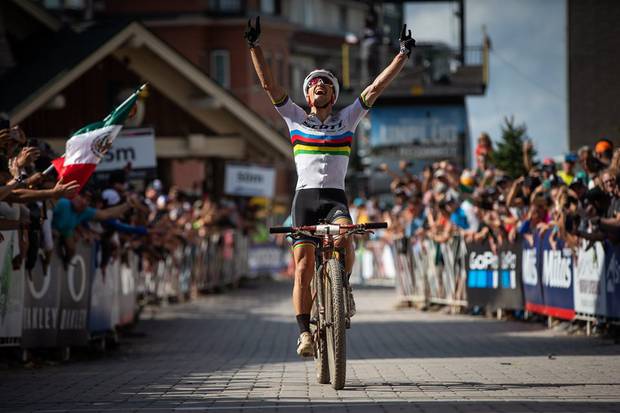 Nino Schurter vince la sua settima Coppa del mondo (foto UCI)