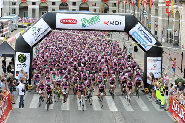 Partenza La Fausto Coppi Le Alpi del Mare 2015 (foto organizzazione)