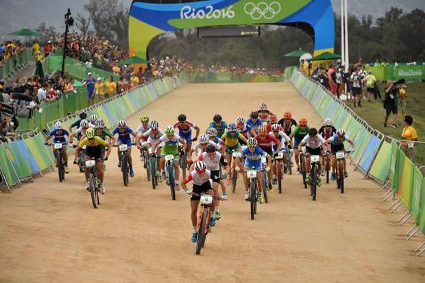 Partenza MTB olimpica (foto cyclingnews)