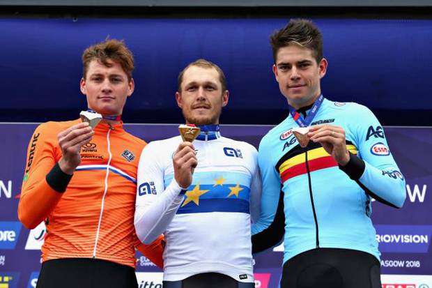 Podio Campionato Europeo ciclismo Van Der Poel Trentin Van Aert (foto cyclingnews)