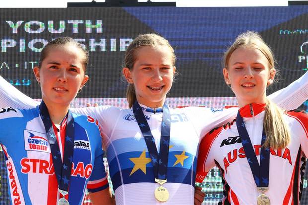 Podio campionato Europeo Giovani under15 XCO femminile (foto Pila Bike Planet)