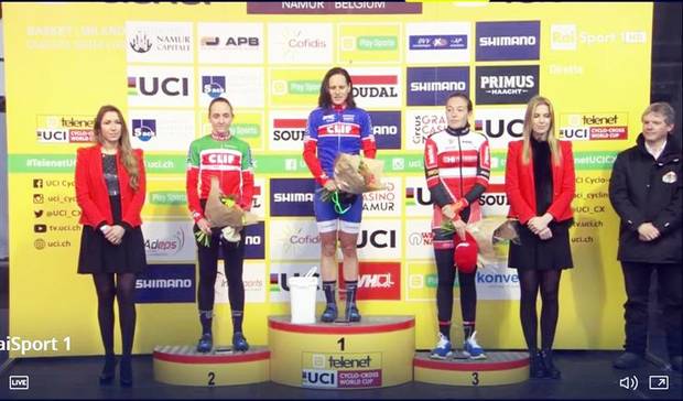 Podio femminile Ciclocross Coppa del Mondo Namur (foto federciclismo)