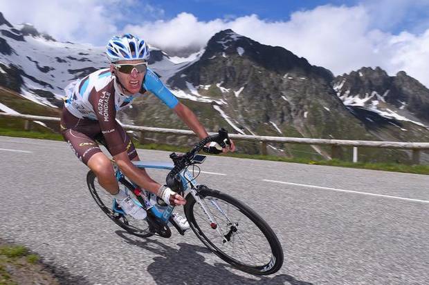Romain Bardet vincitore a Saint Gervaise Mont Blanc (foto cyclingnews)