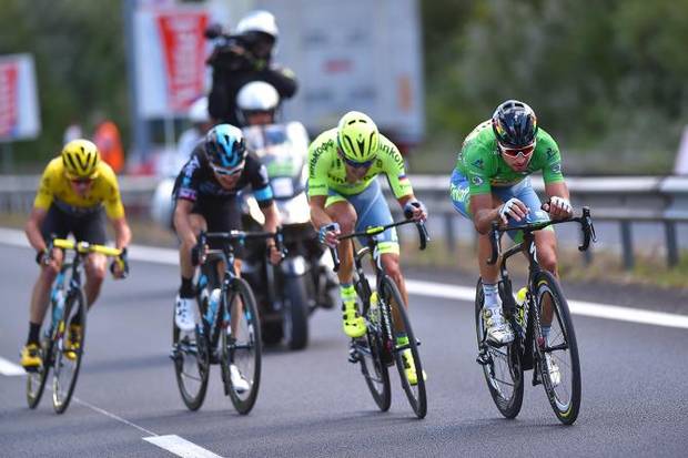 Sagan, Bodnar, Thomas e Froome negli ultimi km della tappa di Montpellier (foto cyclingnews)