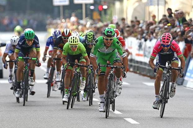 Sonny Colbrelli vincitore allo sprint della Tre Valli Varesine (foto cyclingnews)