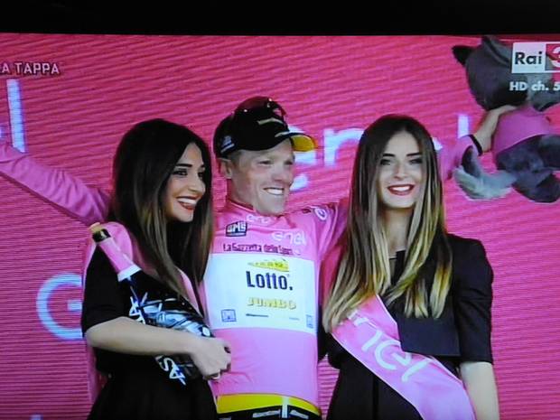 Steven Kruijswijk maglia rosa Giro d'Italia ad Andalo