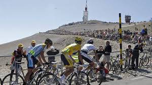 Un arrivo del Tour de France sul Mont Ventoux (foto as)