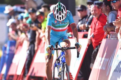 Vincenzo Nibali espulso dalla Vuelta (foto cyclingnews)
